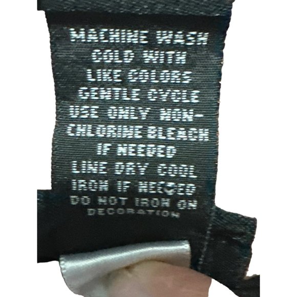 Torrid size 3 black floral crochet insets long sleeve v neck tunic - Picture 6 of 7